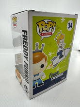 Load image into Gallery viewer, Funko POP! Freddy Funko as Hulk Hogan Beat Up SDCC Fundays 2015
